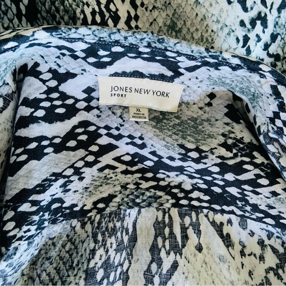 Oversized Jones New York linen reptile shirt - Picture 3 of 8